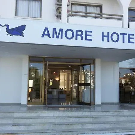 Amore Hotel Apartments 2* פאראלימני