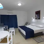 Ξενοδοχείο με διαμερίσματα Amore Hotel Apartments Παραλίμνι