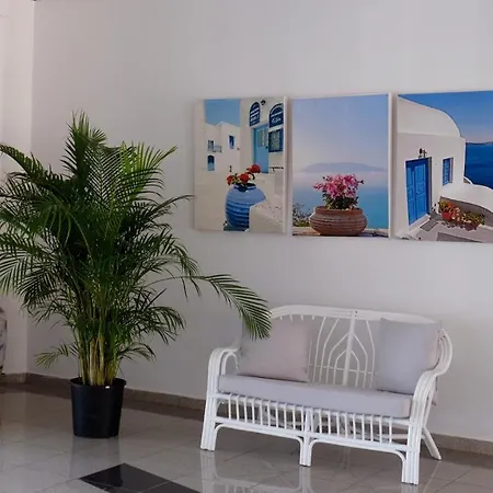 Amore Hotel Apartments 2*