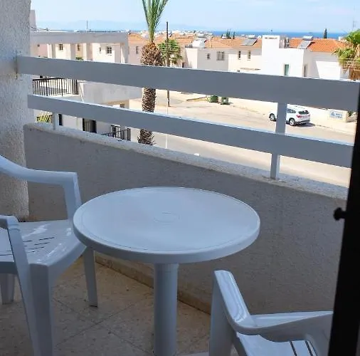 Apartahotel Amore Hotel Apartments Paralimni