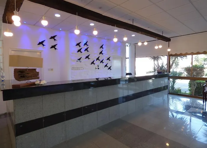 Ξενοδοχείο με διαμερίσματα Amore Hotel Apartments 2*