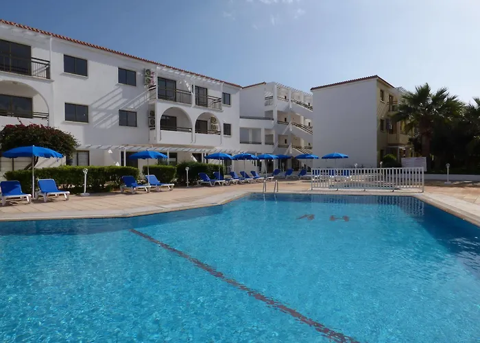 Amore Hotel Apartments Apartahotel