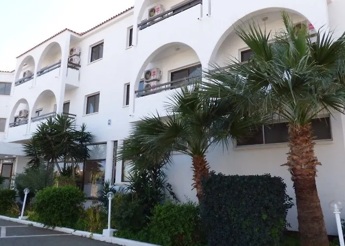Amore Hotel Apartments Apartahotel Paralimni